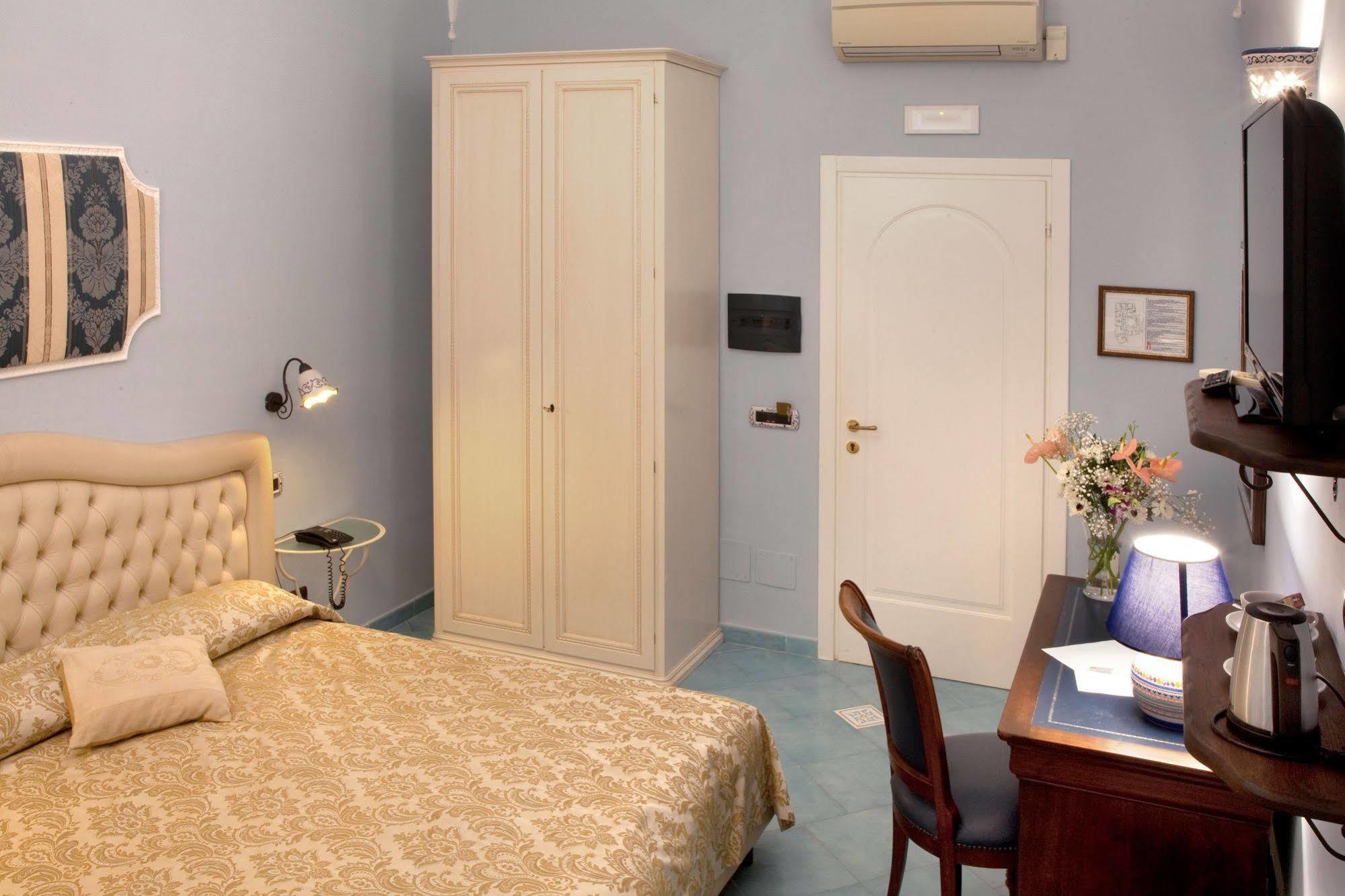 Albergo L'Antico Convitto Amalfi Exterior foto